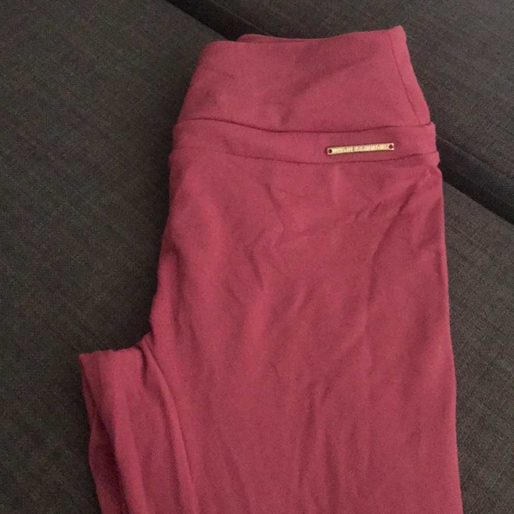 Whitney gymshark hotfire pink small legging